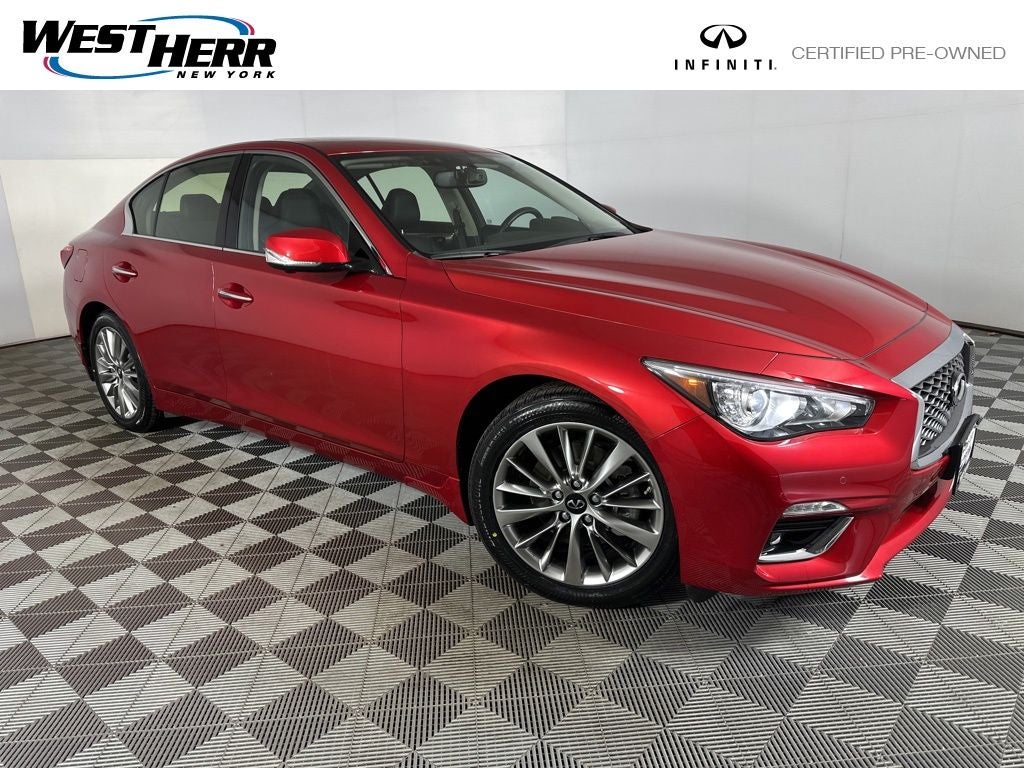 2022 INFINITI Q50 LUXE