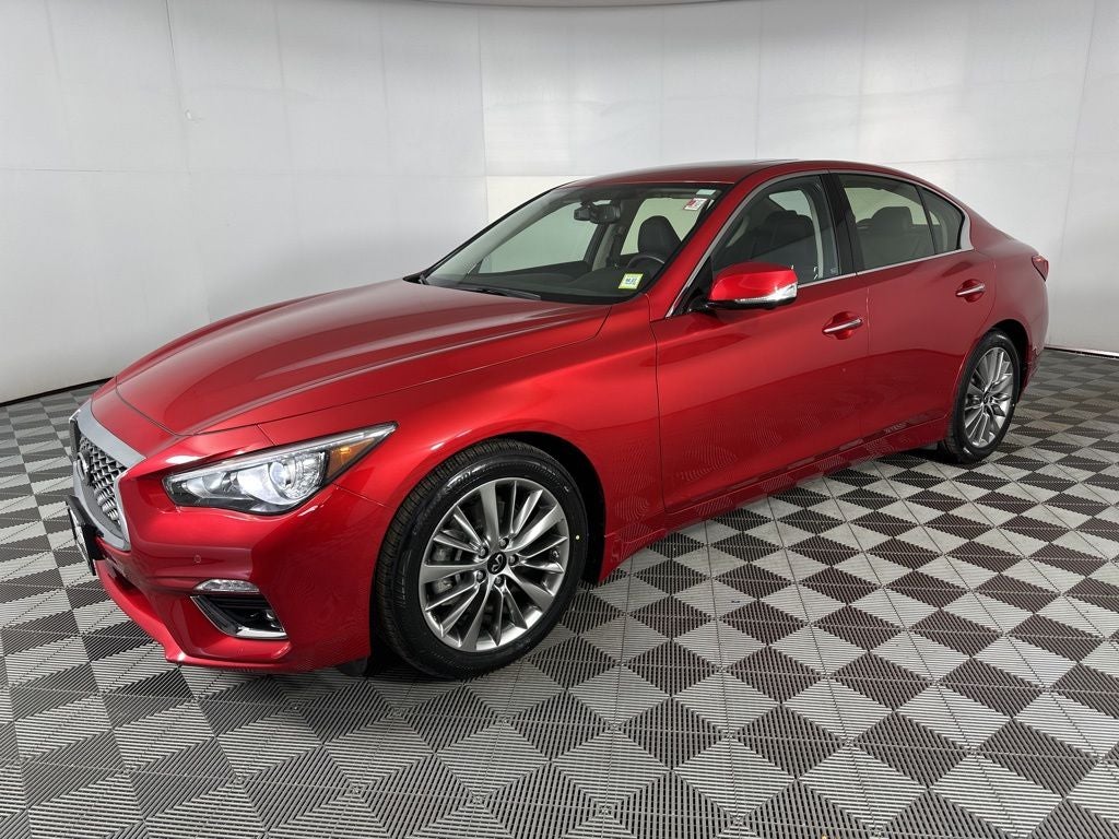 2022 INFINITI Q50 LUXE