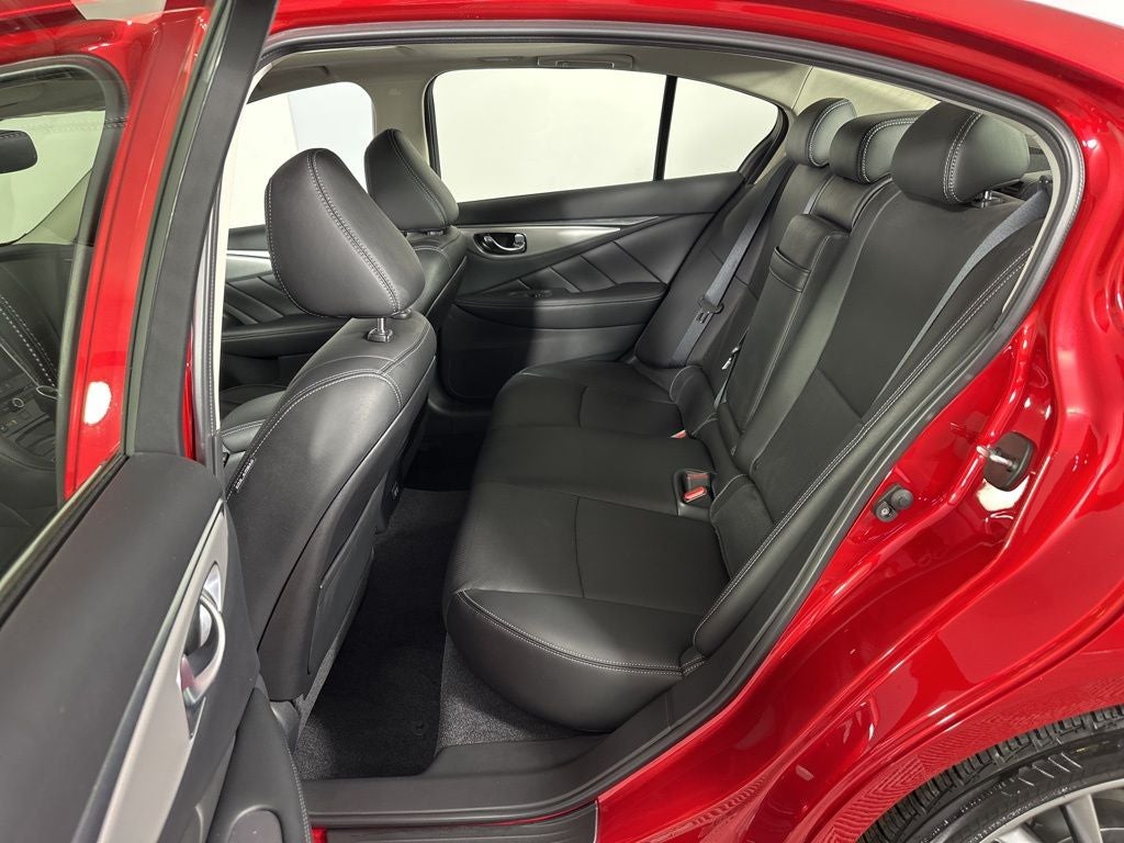 2022 INFINITI Q50 LUXE