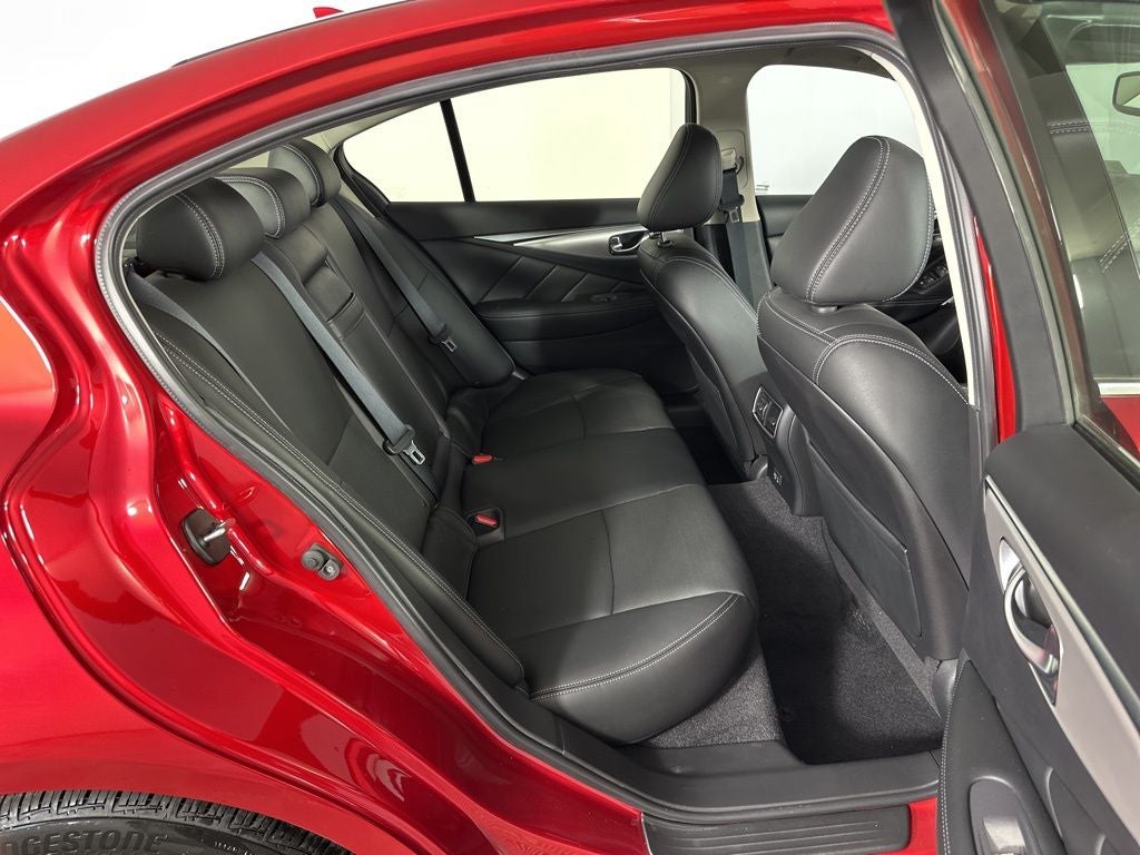 2022 INFINITI Q50 LUXE