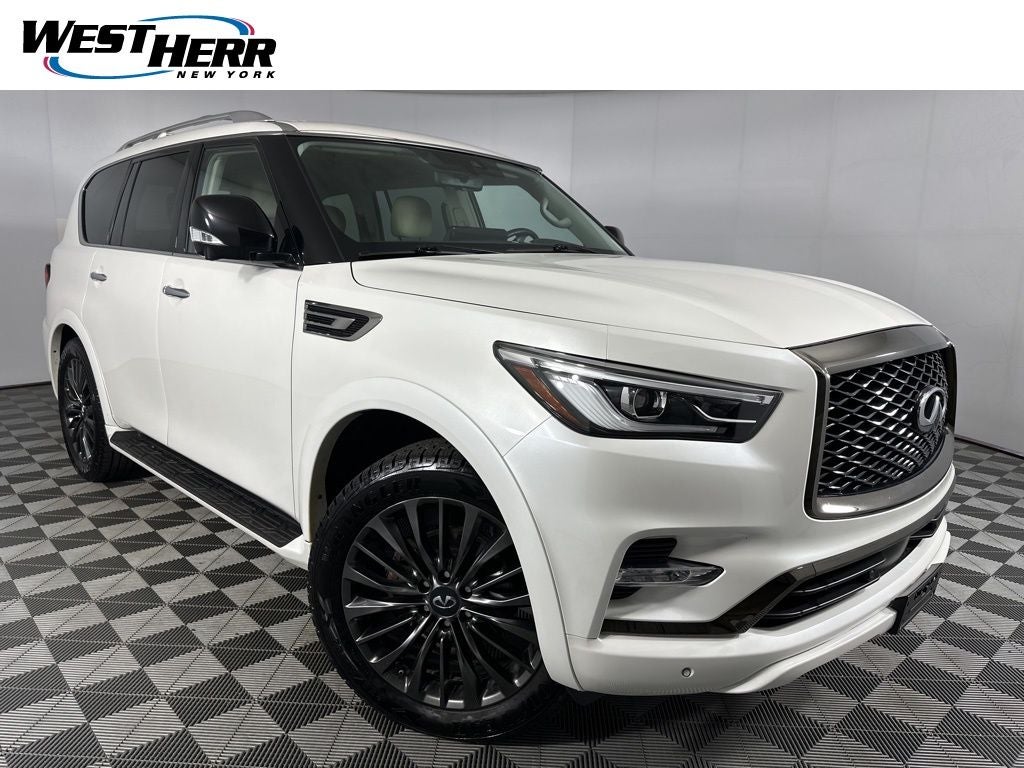 2023 INFINITI QX80 Premium Select