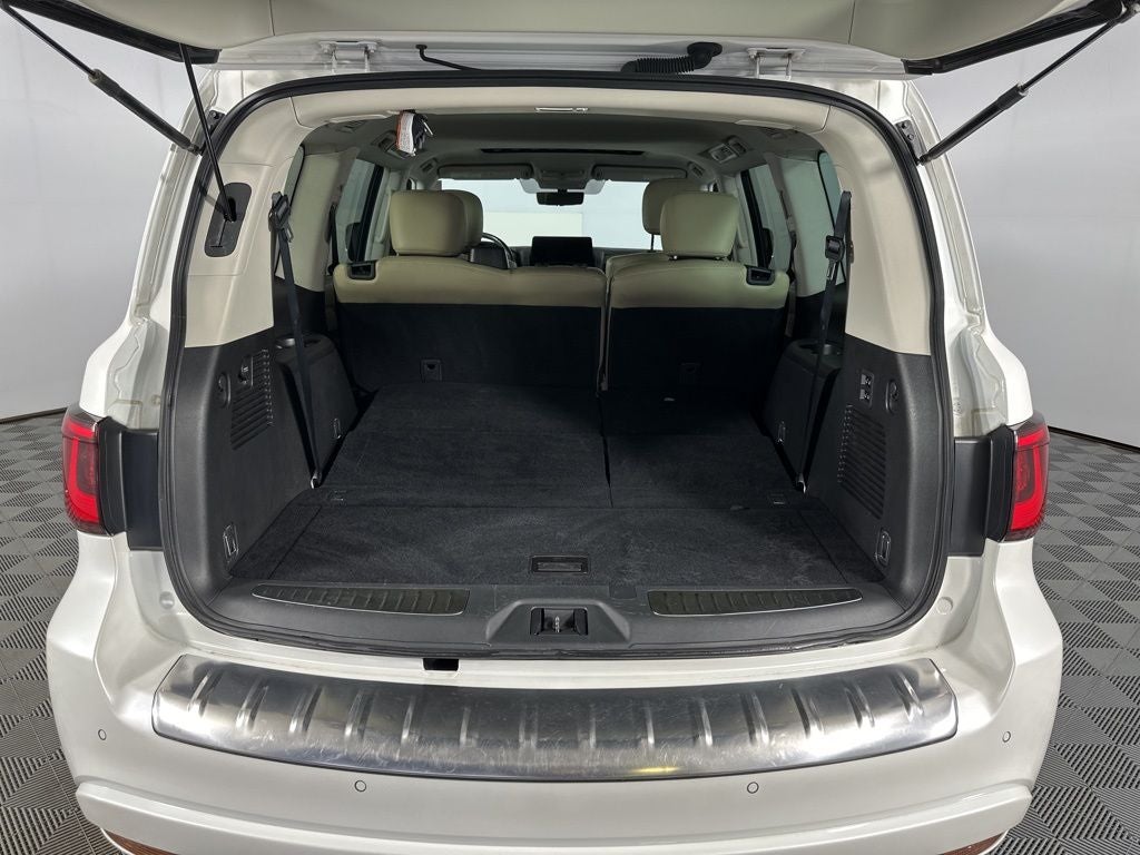 2023 INFINITI QX80 Premium Select