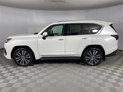 2025 Lexus LX 700h Luxury