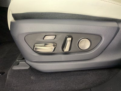 2025 Lexus LX 700h Luxury