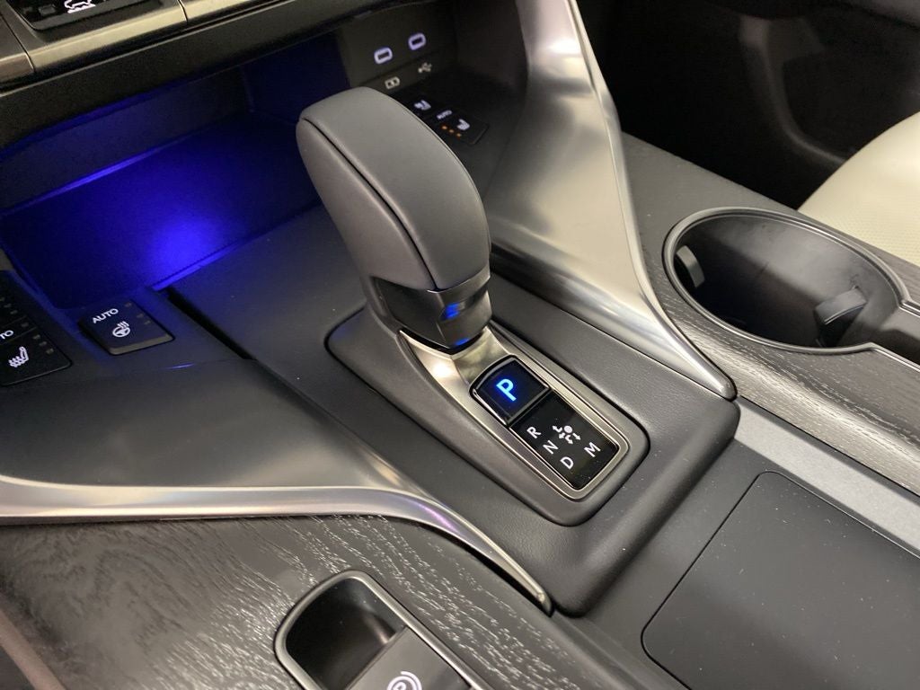 2025 Lexus LX 700h Luxury