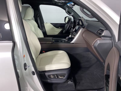2025 Lexus LX 700h Luxury