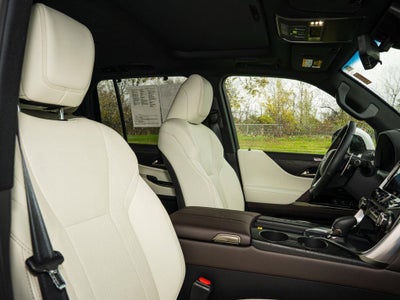 2025 Lexus LX 700h Luxury