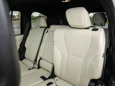 2025 Lexus LX 700h Luxury