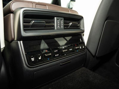 2025 Lexus LX 700h Luxury