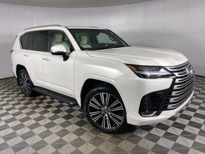 2025 Lexus LX 700h Luxury