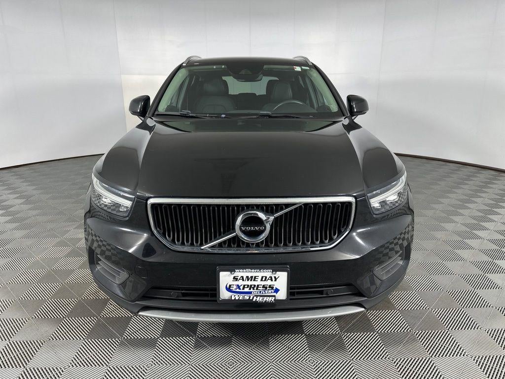 2020 Volvo XC40 Momentum