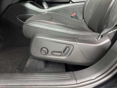 2020 Volvo XC40 Momentum