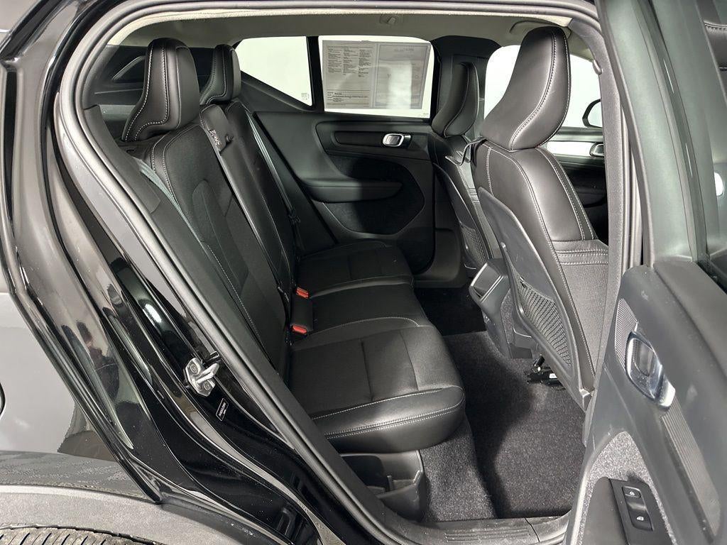 2020 Volvo XC40 Momentum