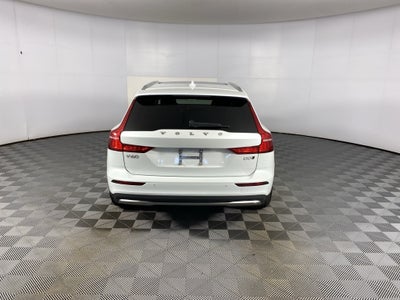 2023 Volvo V60 Cross Country B5 Plus