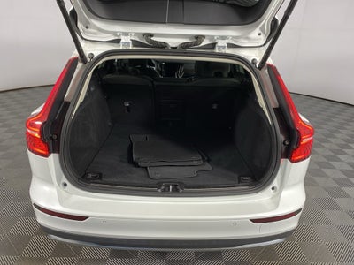 2023 Volvo V60 Cross Country B5 Plus