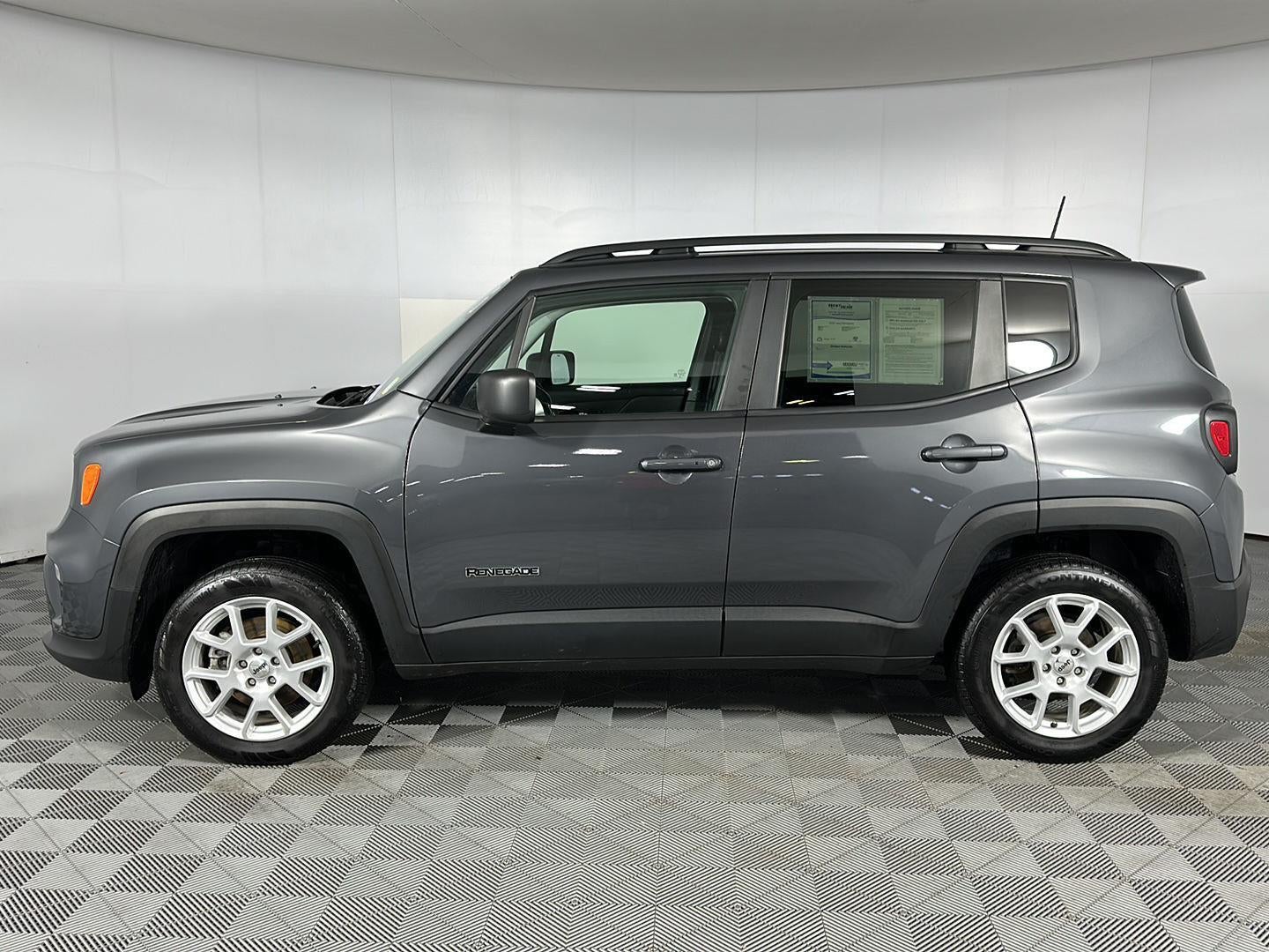2022 Jeep Renegade Latitude