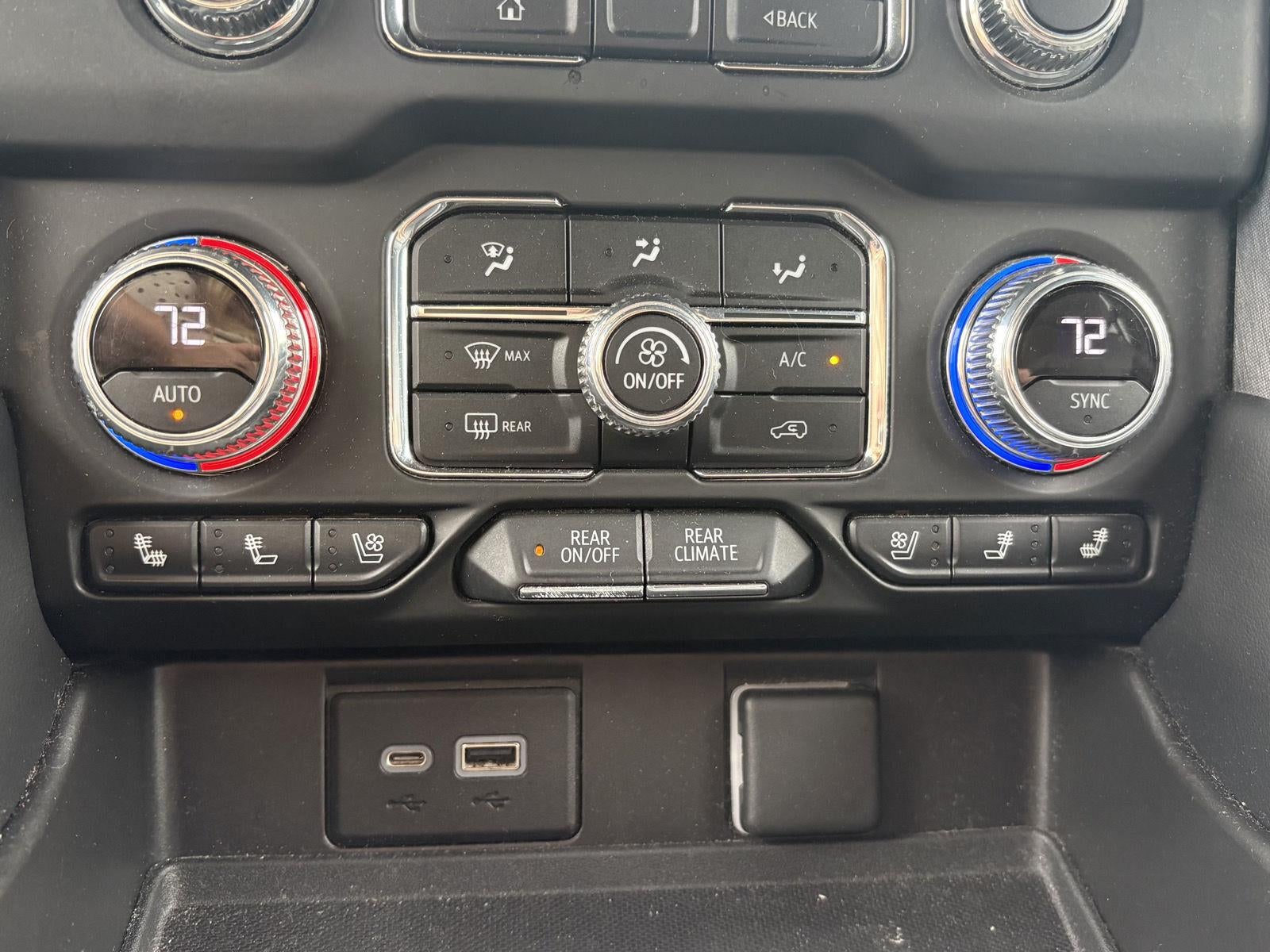 2022 GMC Yukon XL SLT