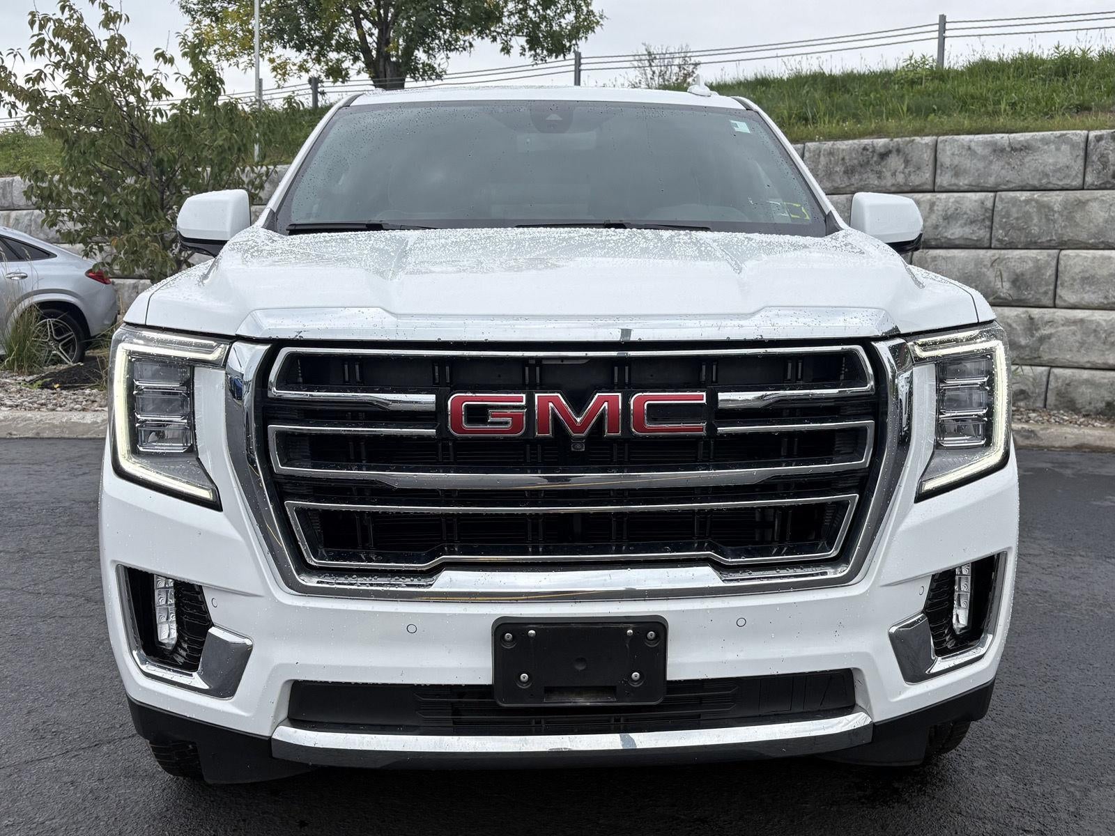 2022 GMC Yukon XL SLT