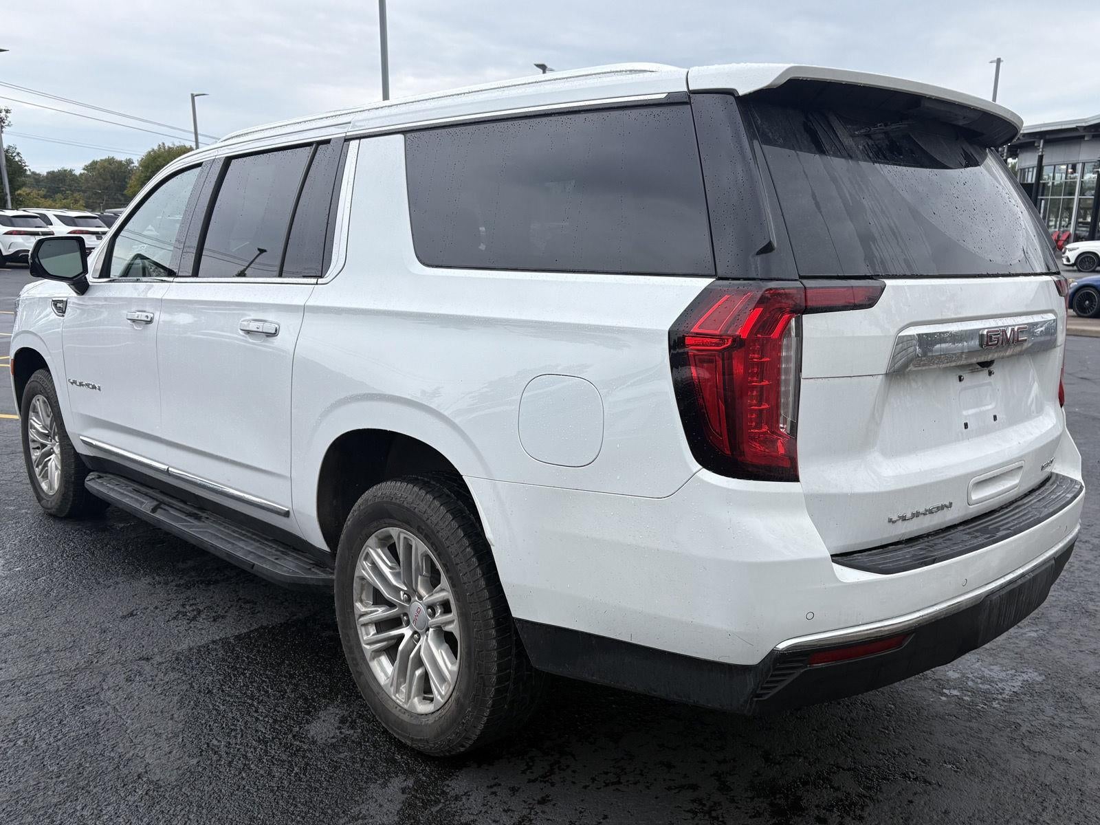 2022 GMC Yukon XL SLT