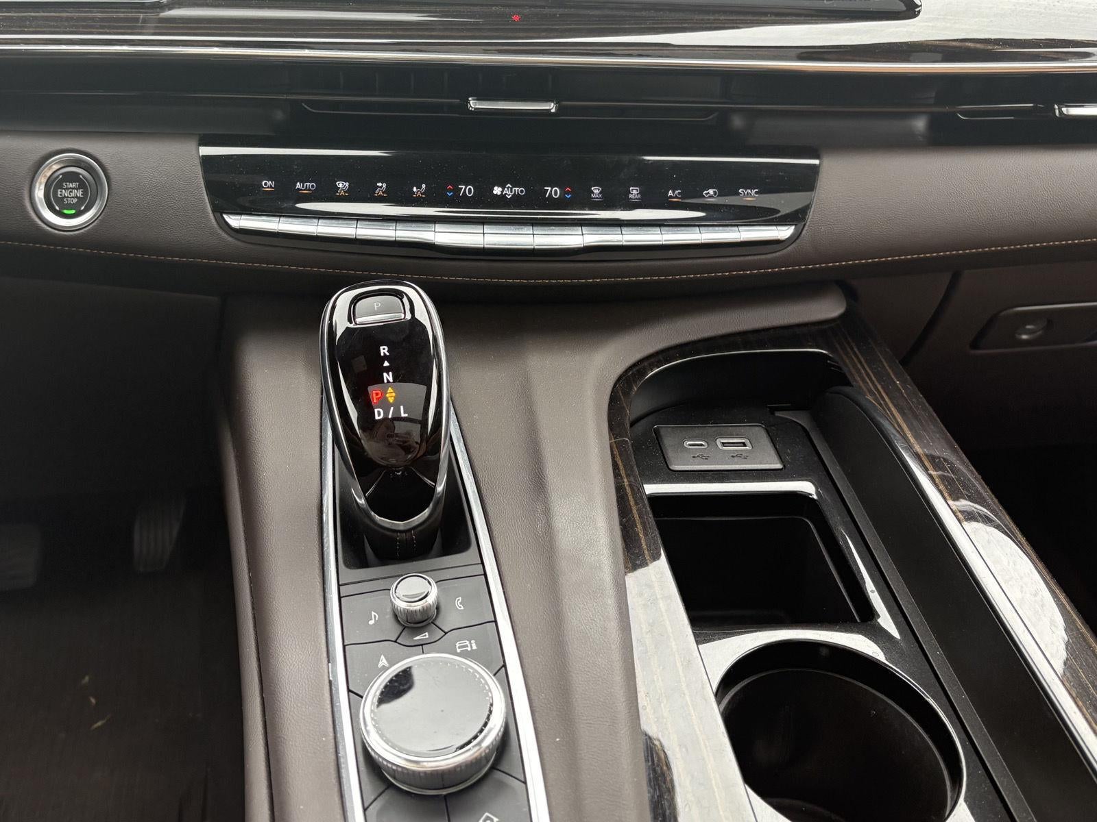2022 Cadillac Escalade Esv Premium Luxury