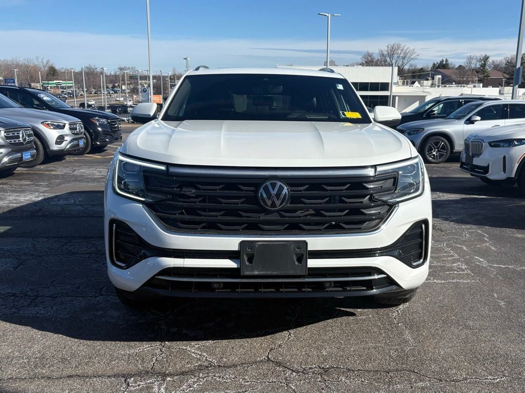 2024 Volkswagen Atlas Cross Sport 2.0T SEL R-Line
