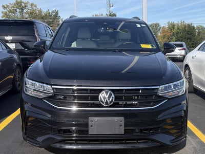 2023 Volkswagen Tiguan SE R-Line Black