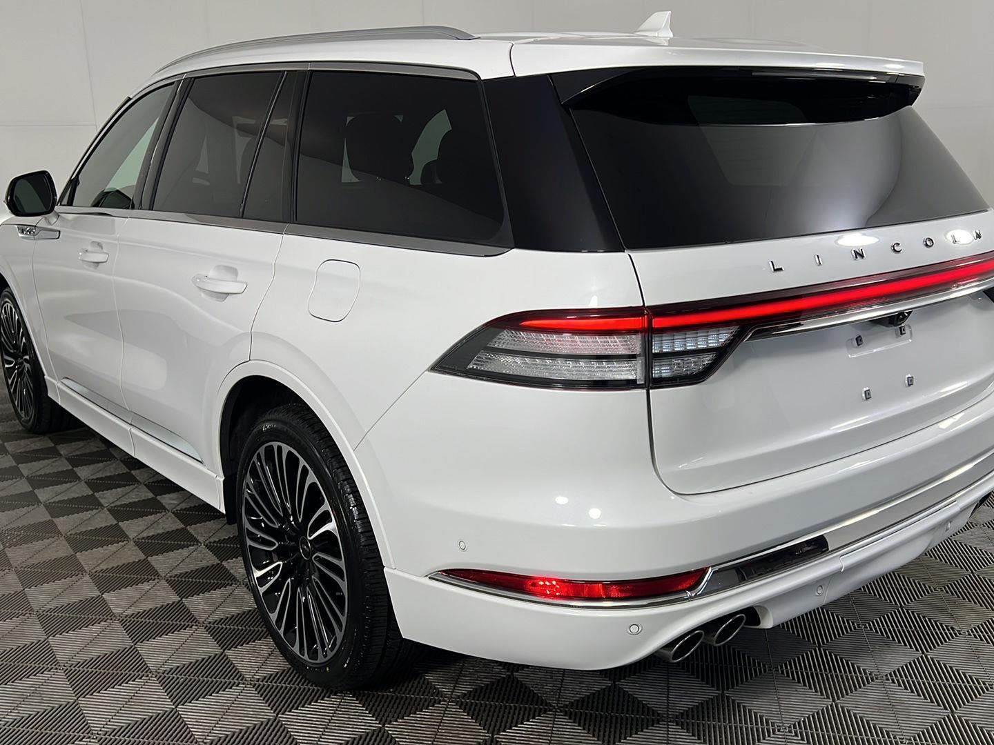 2023 Lincoln Aviator Black Label