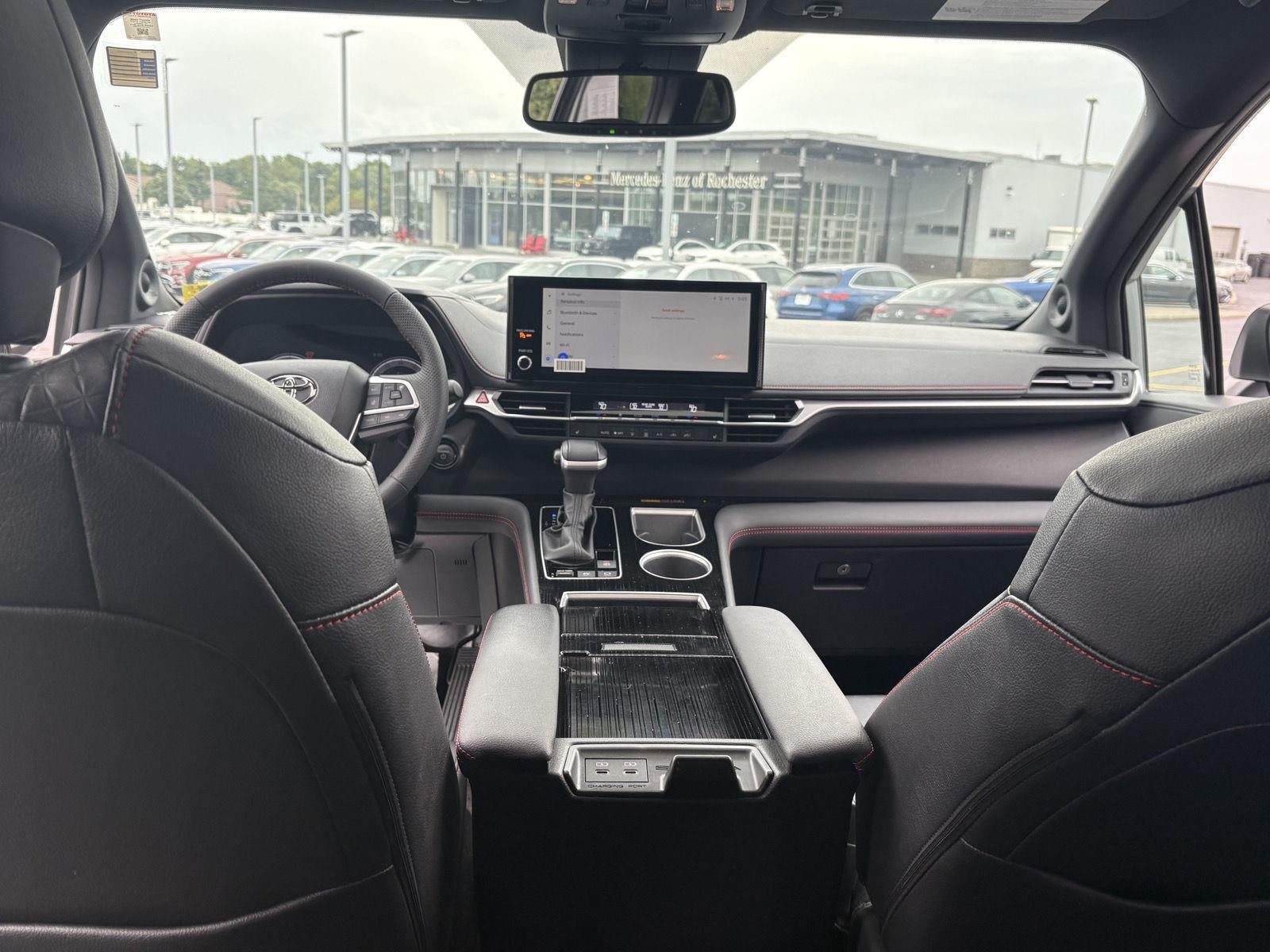 2025 Toyota Sienna XSE 7-Passenger