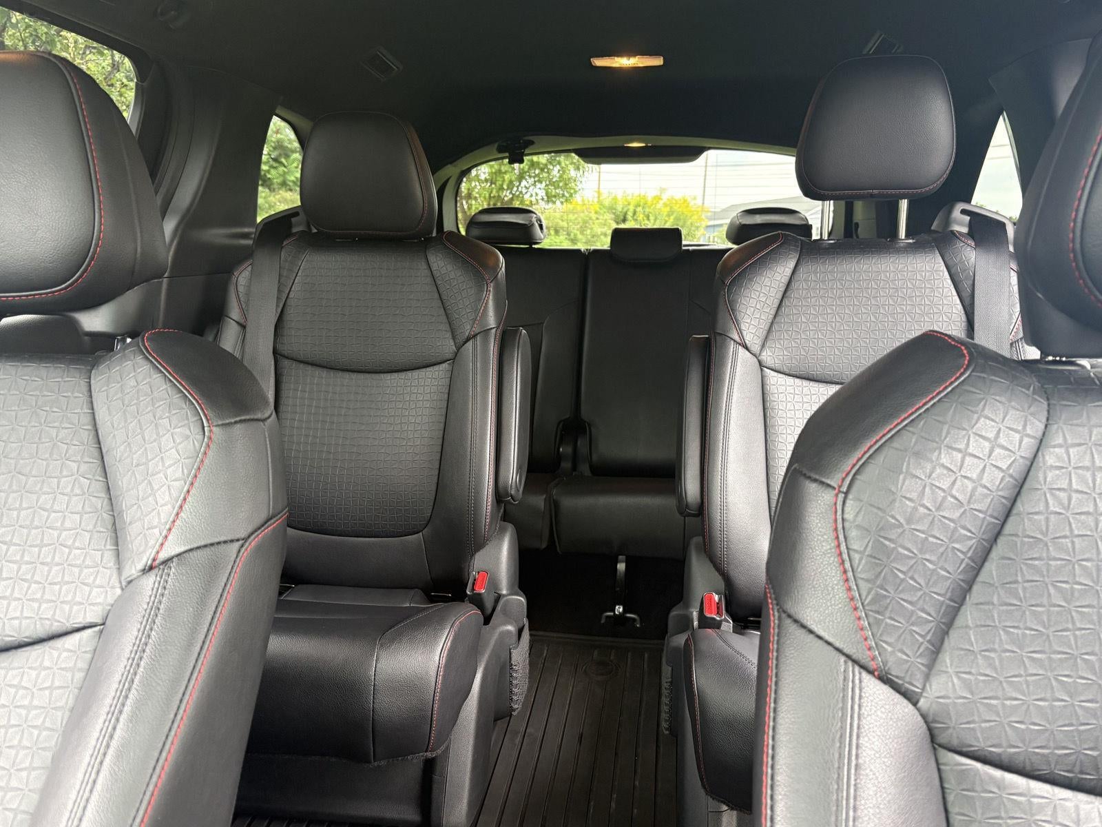 2025 Toyota Sienna XSE 7-Passenger