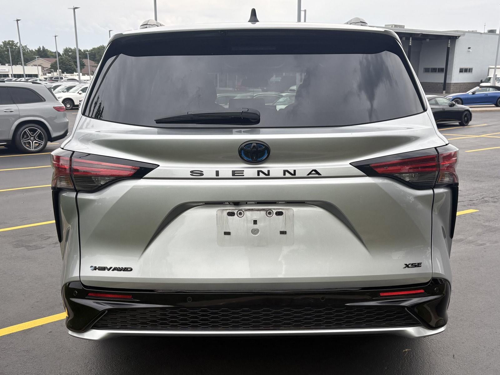 2025 Toyota Sienna XSE 7-Passenger