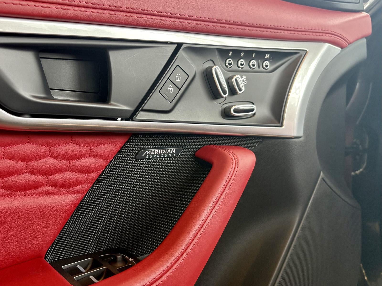 2023 Jaguar F-TYPE R