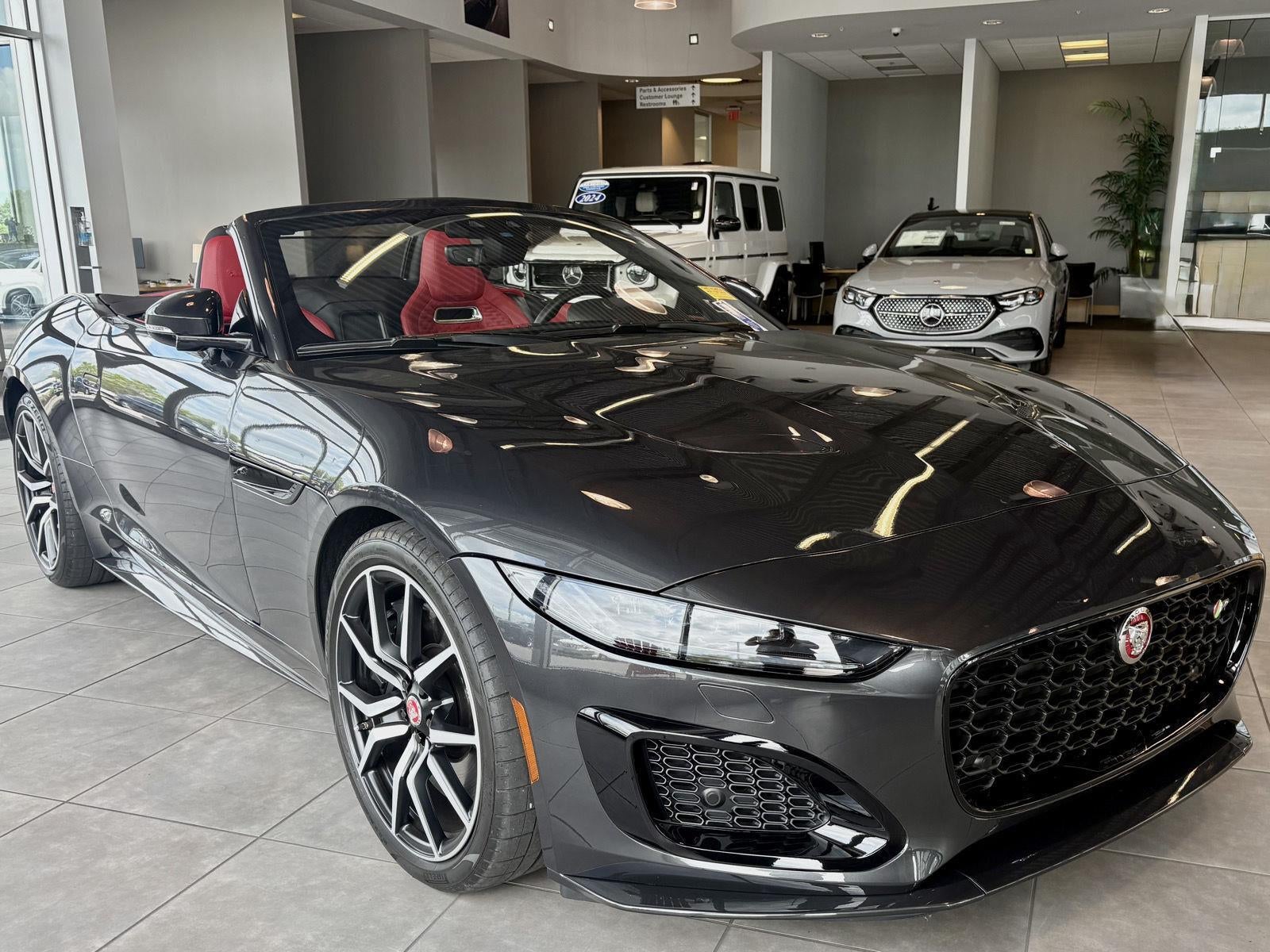 2023 Jaguar F-TYPE R