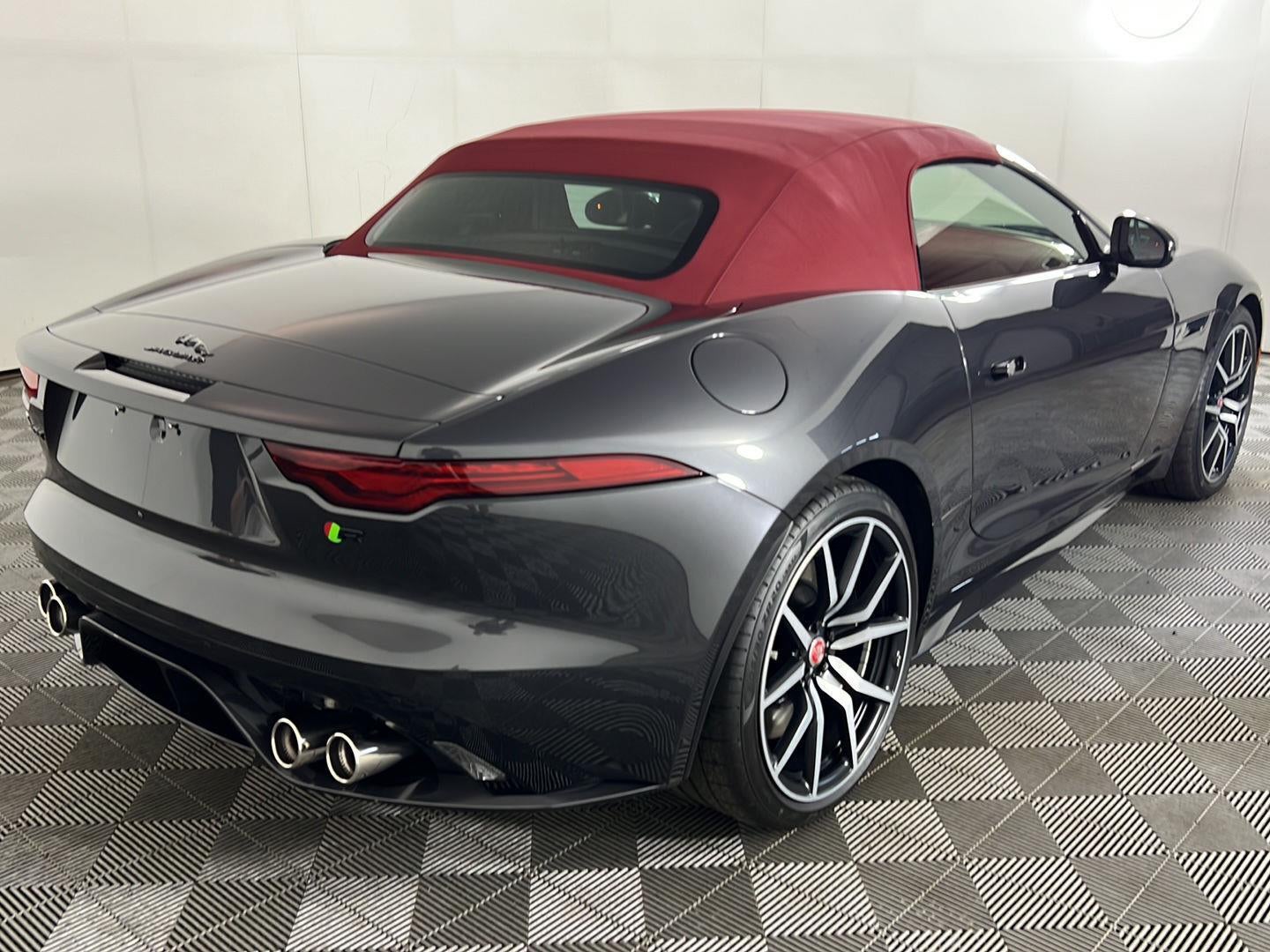 2023 Jaguar F-TYPE R