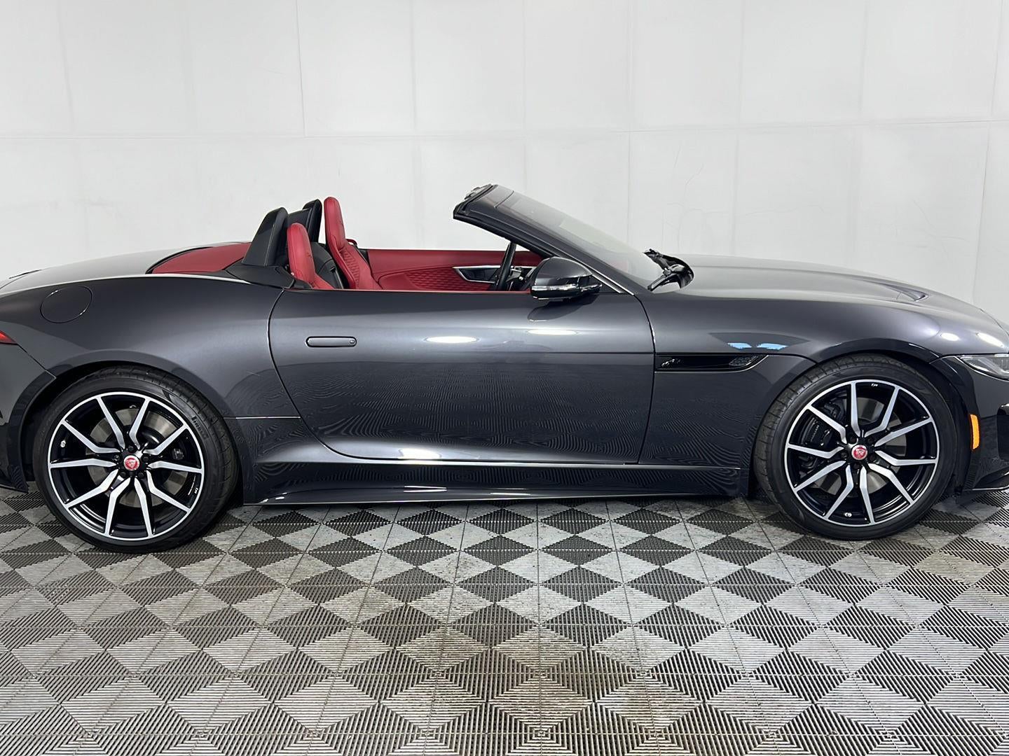 2023 Jaguar F-TYPE R
