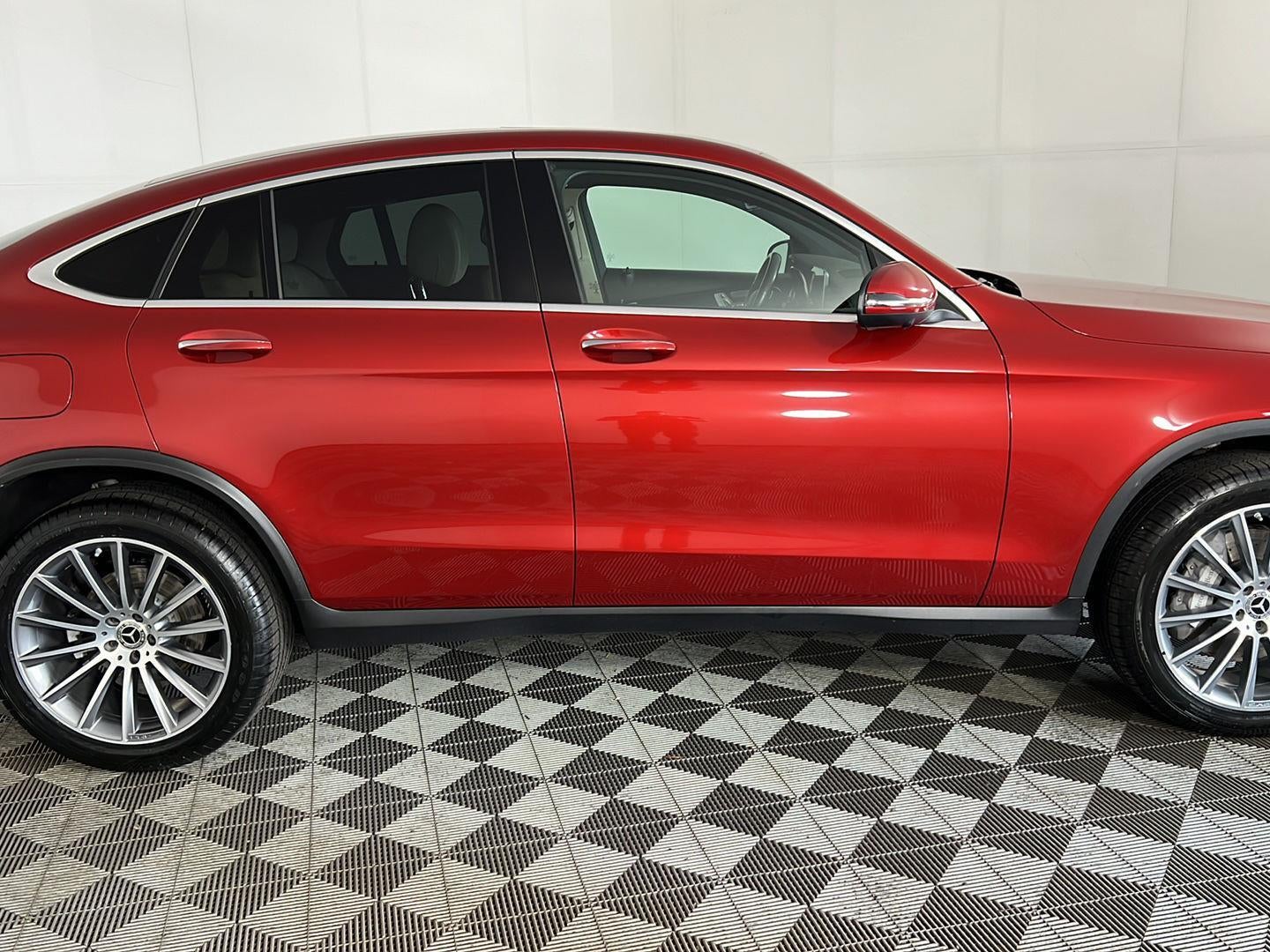 2020 Mercedes-Benz GLC GLC 300