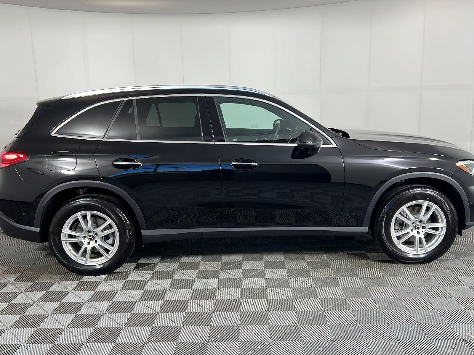 2023 Mercedes-Benz Glc GLC 300