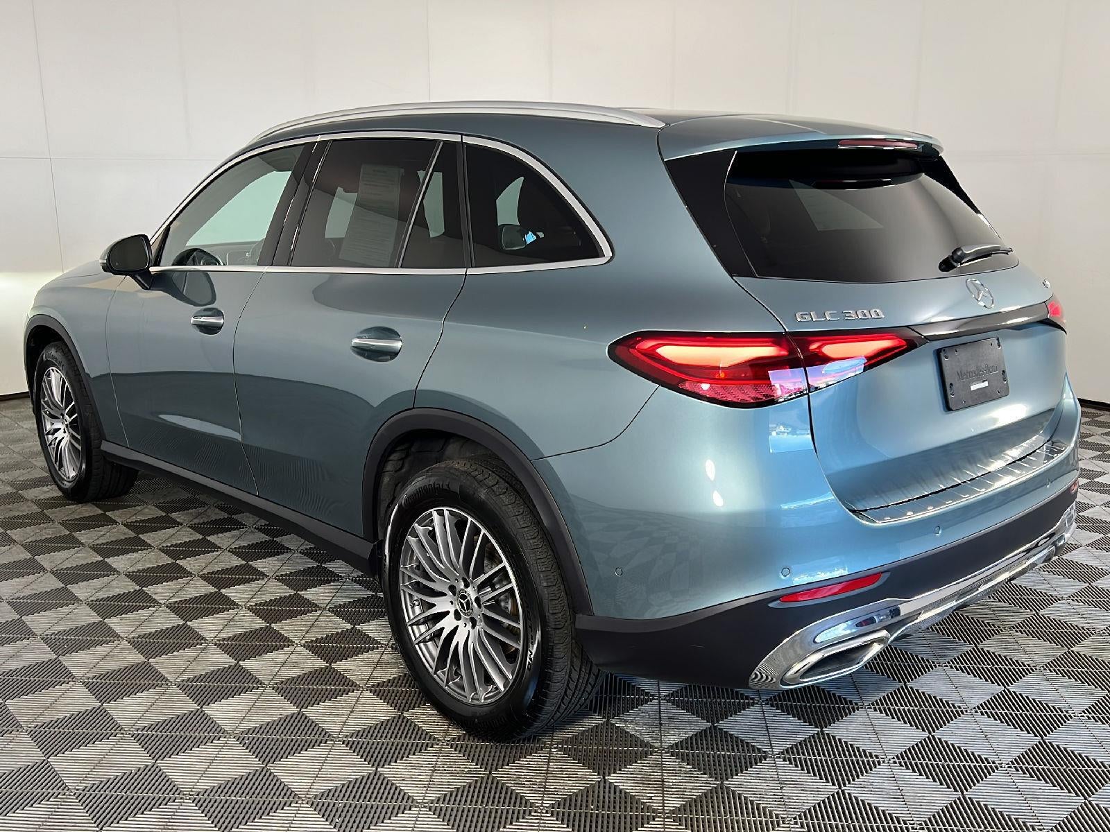 2026 Mercedes-Benz Glc GLC 300