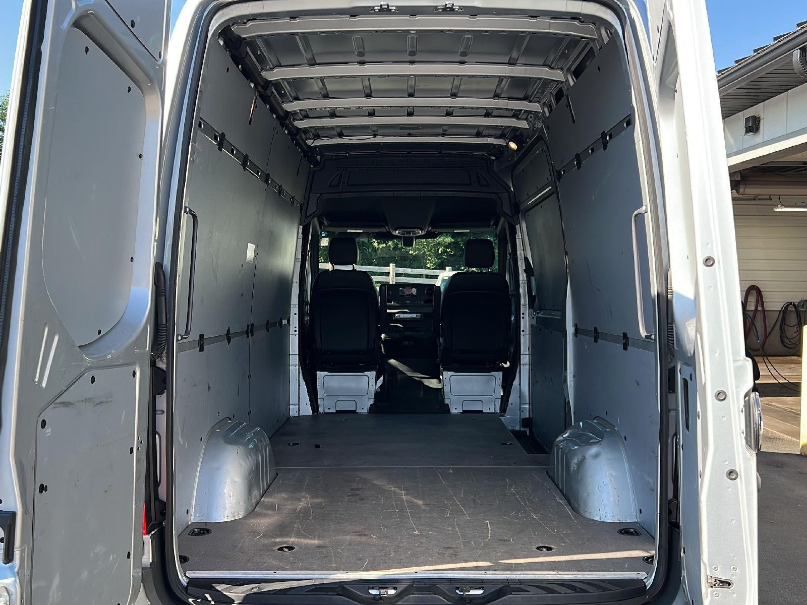 2023 Mercedes-Benz Sprinter Cargo Van 2500
