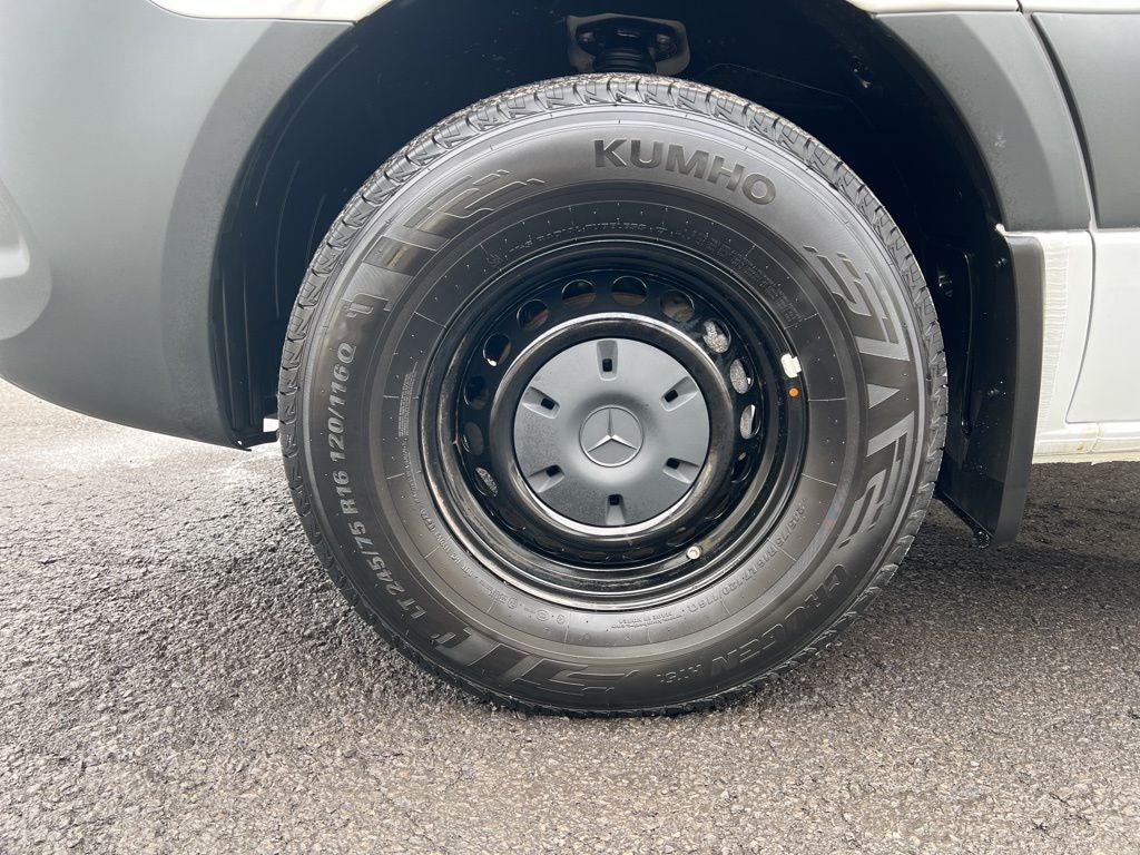 2025 Mercedes-Benz Sprinter 2500 Cargo 170 WB High Roof