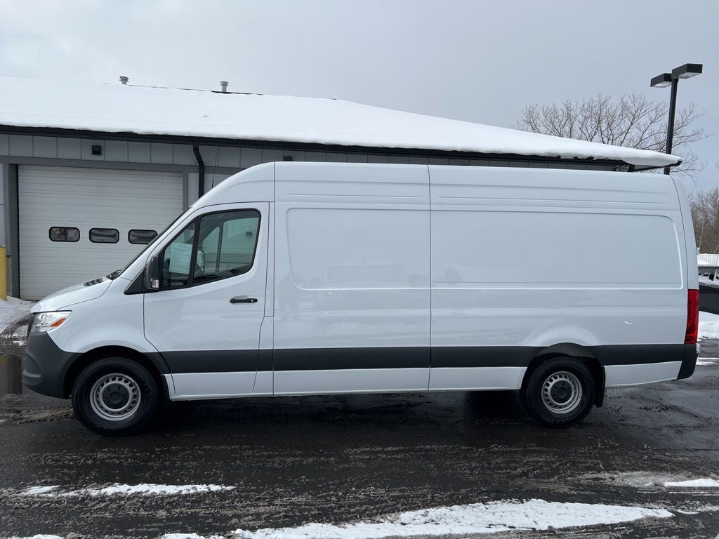 2025 Mercedes-Benz Sprinter 2500 Cargo 170 WB High Roof