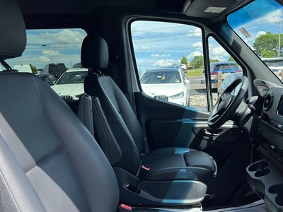 2024 Mercedes-Benz Sprinter Passenger Van 2500