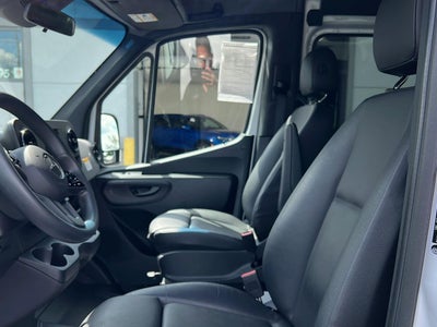2024 Mercedes-Benz Sprinter Passenger Van 2500