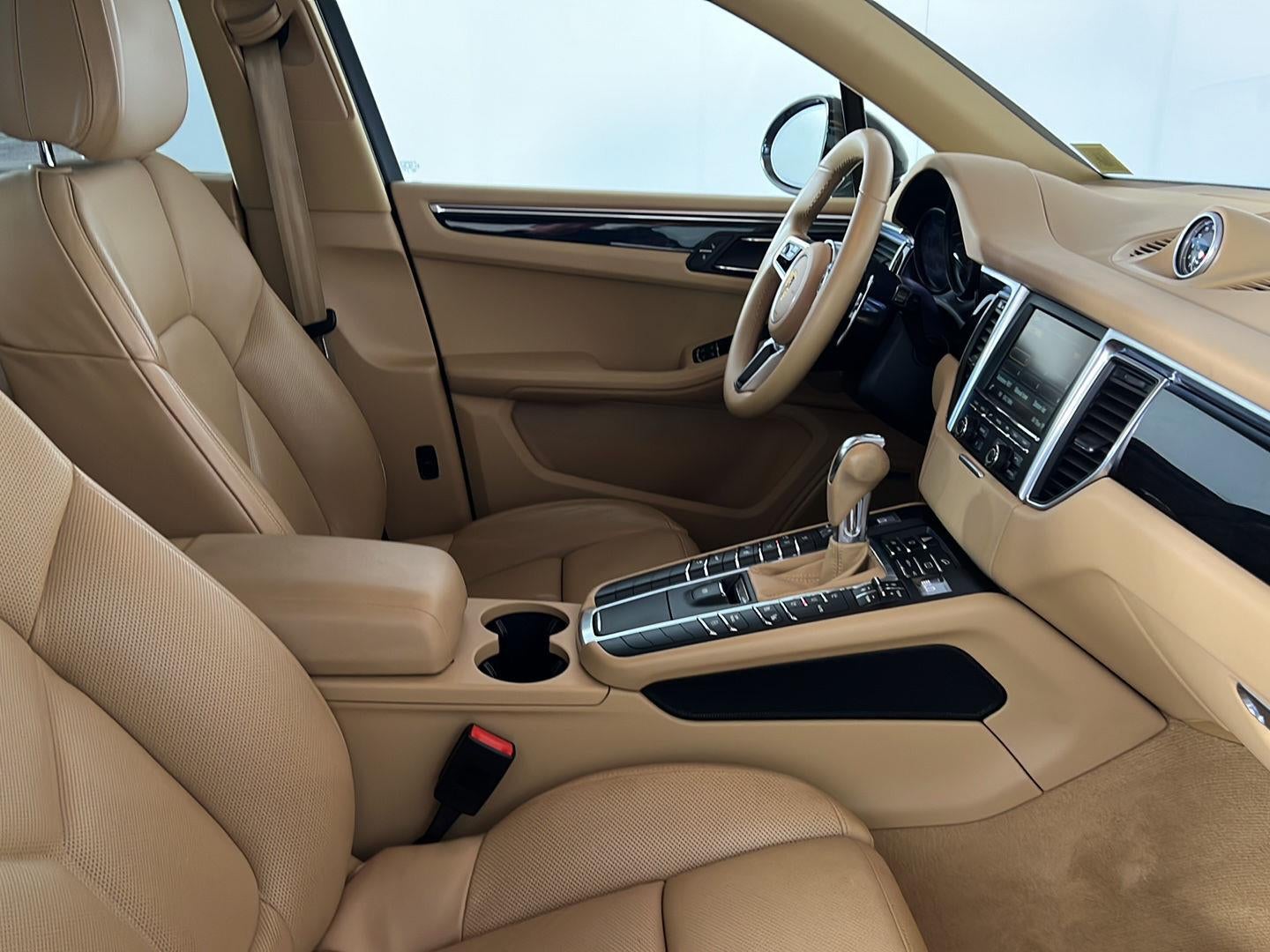 2016 Porsche Macan S