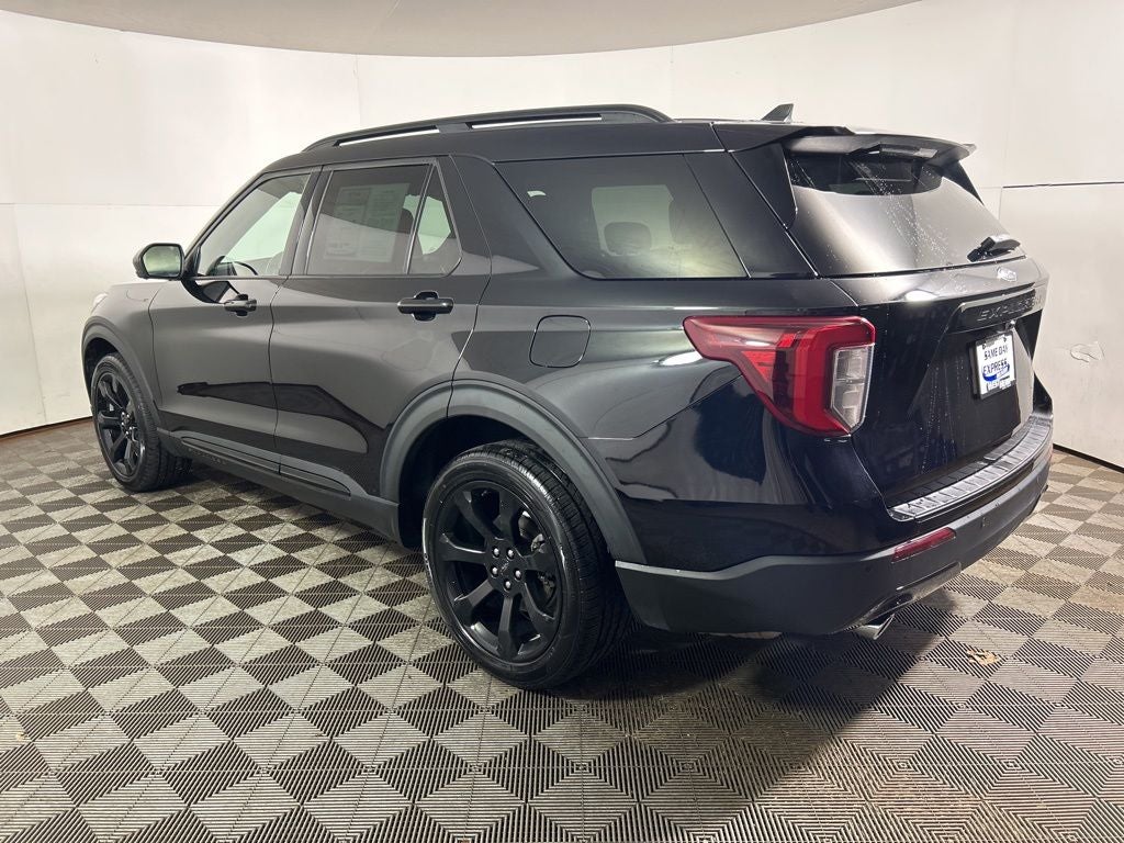 2022 Ford Explorer ST-Line