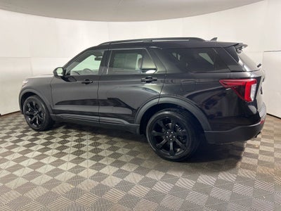 2022 Ford Explorer ST-Line
