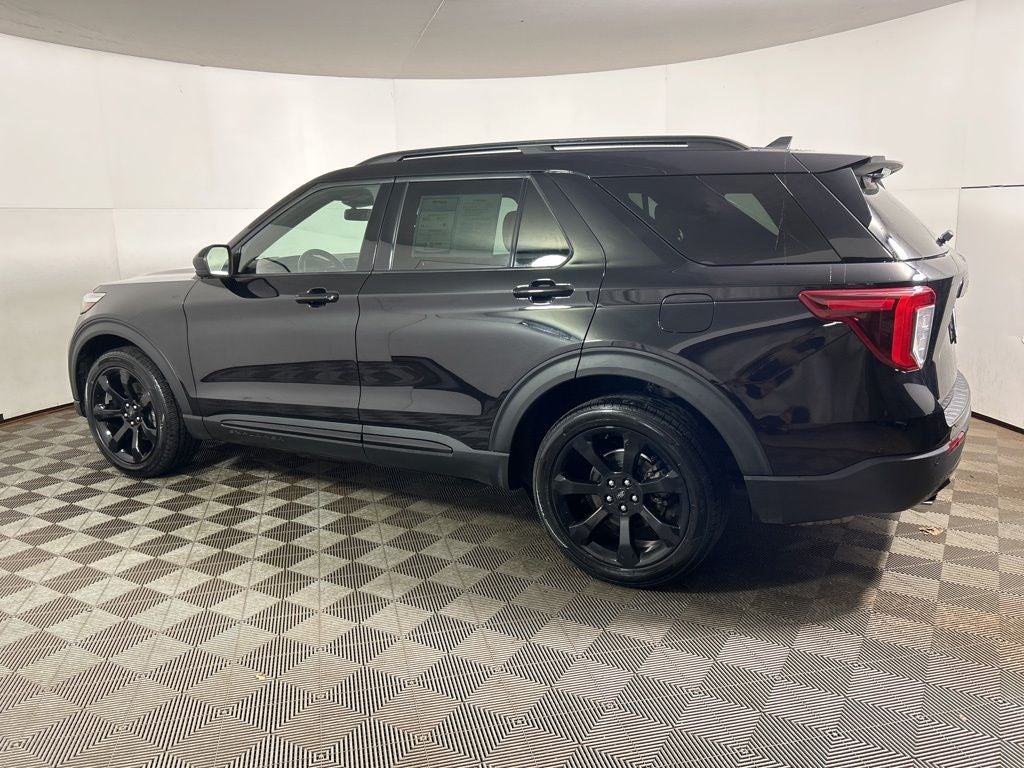 2022 Ford Explorer ST-Line