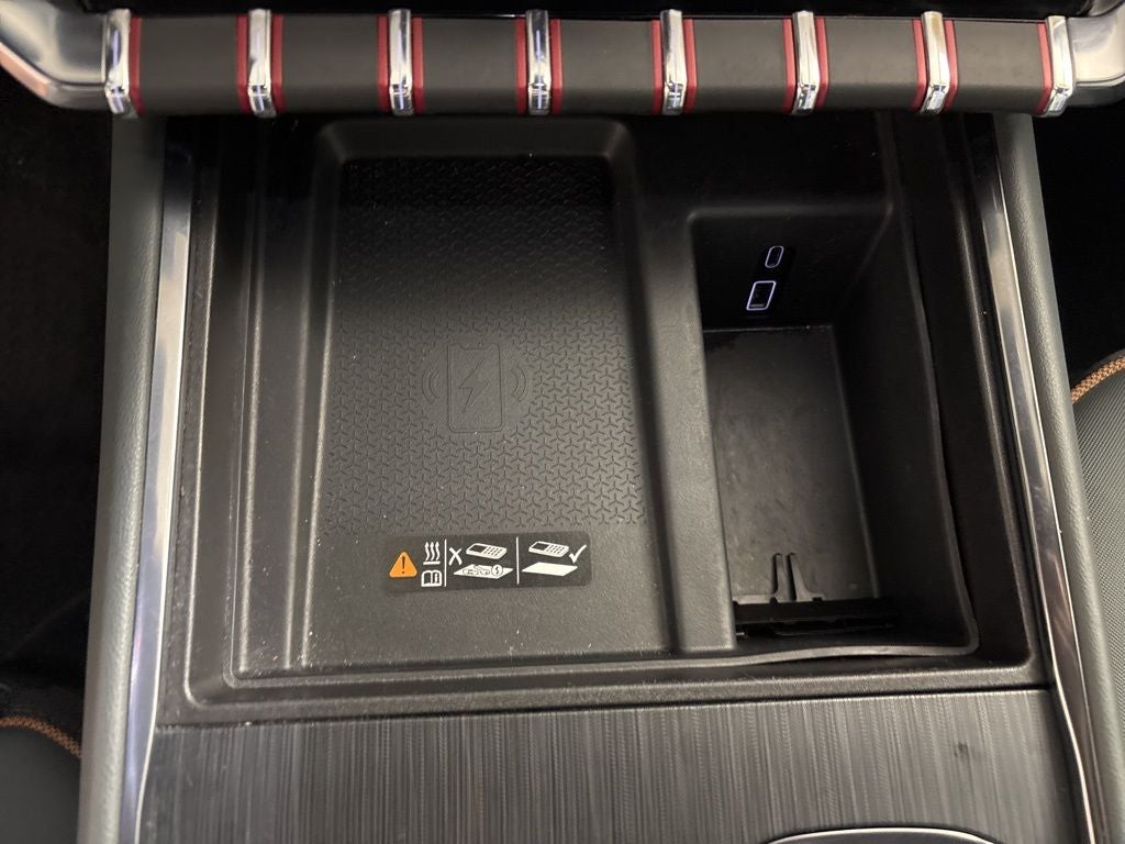 2024 GMC Acadia AT4