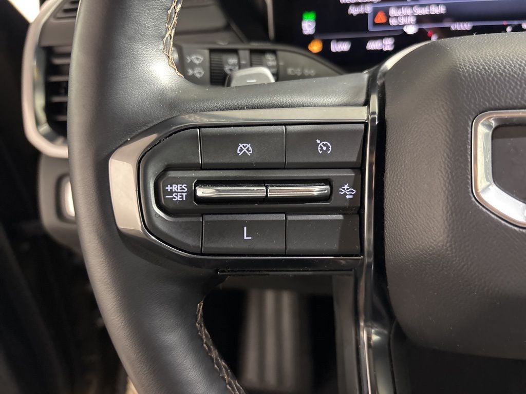 2024 GMC Acadia AT4