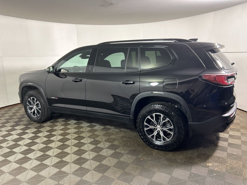 2025 GMC Acadia AT4