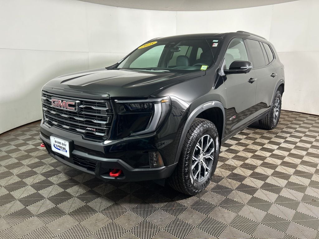 2025 GMC Acadia AT4